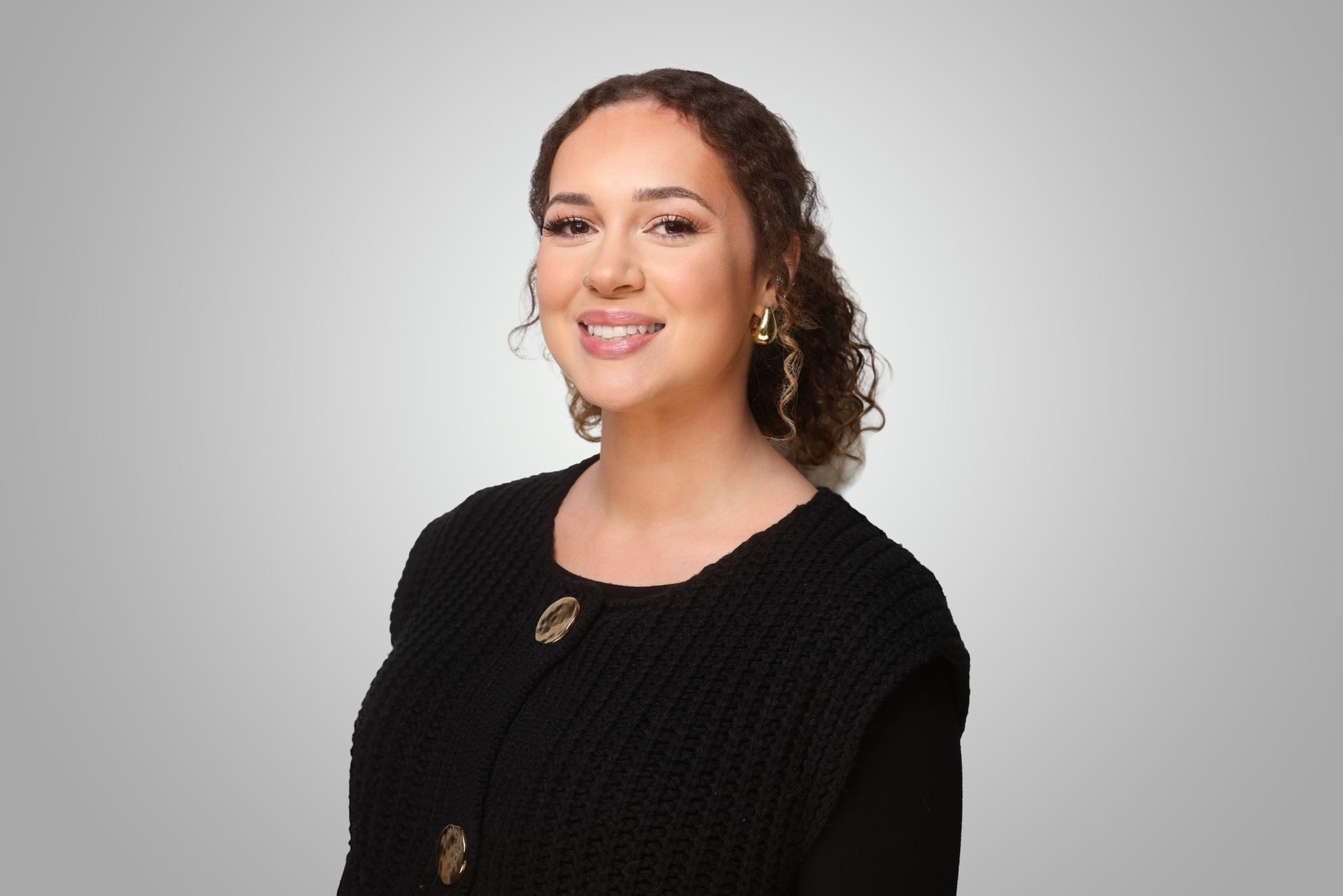 Yasmin Revell, EarthScale Project Coordinator headshot
